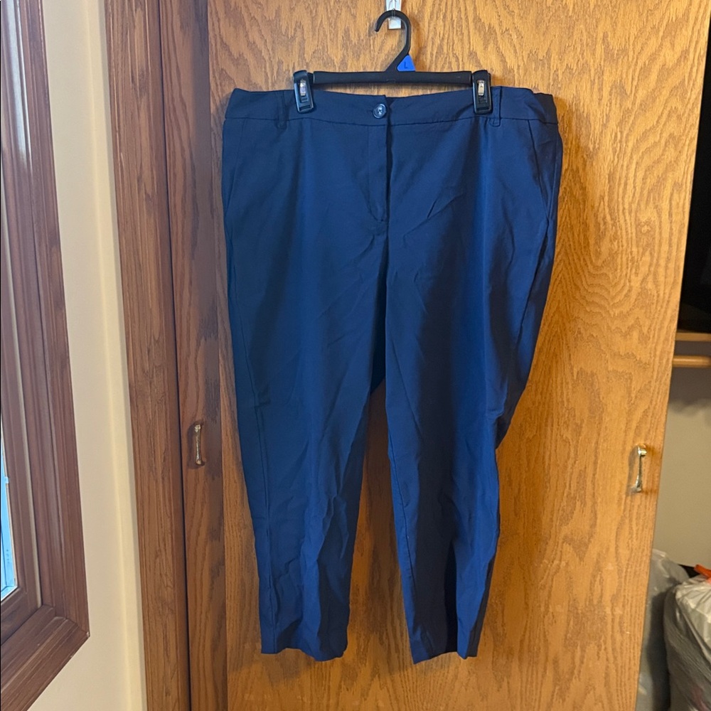 Elegant Women's Navy Trousers